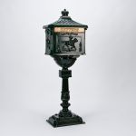 Piccadilly Cast Aluminium Mail Box Green